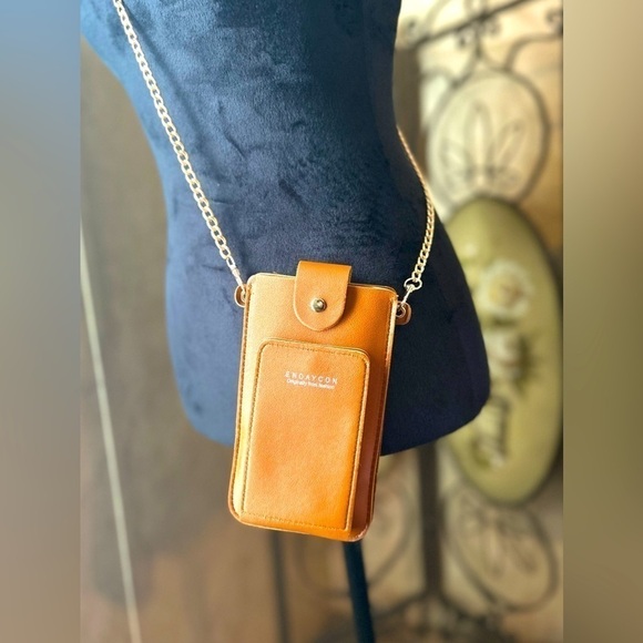 Handbags - 🤎 Brown Cell Phone Crossbody